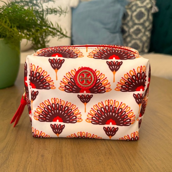 Tory Burch ‘Brigitte’ Cosmetics Bag LIKE NEW - Picture 1 of 6